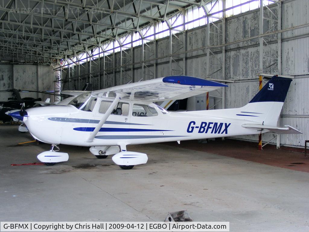 G-BFMX, 1978 Reims F172N Skyhawk C/N 1732, A2Z Wholrsale Fashion Jewellery Ltd