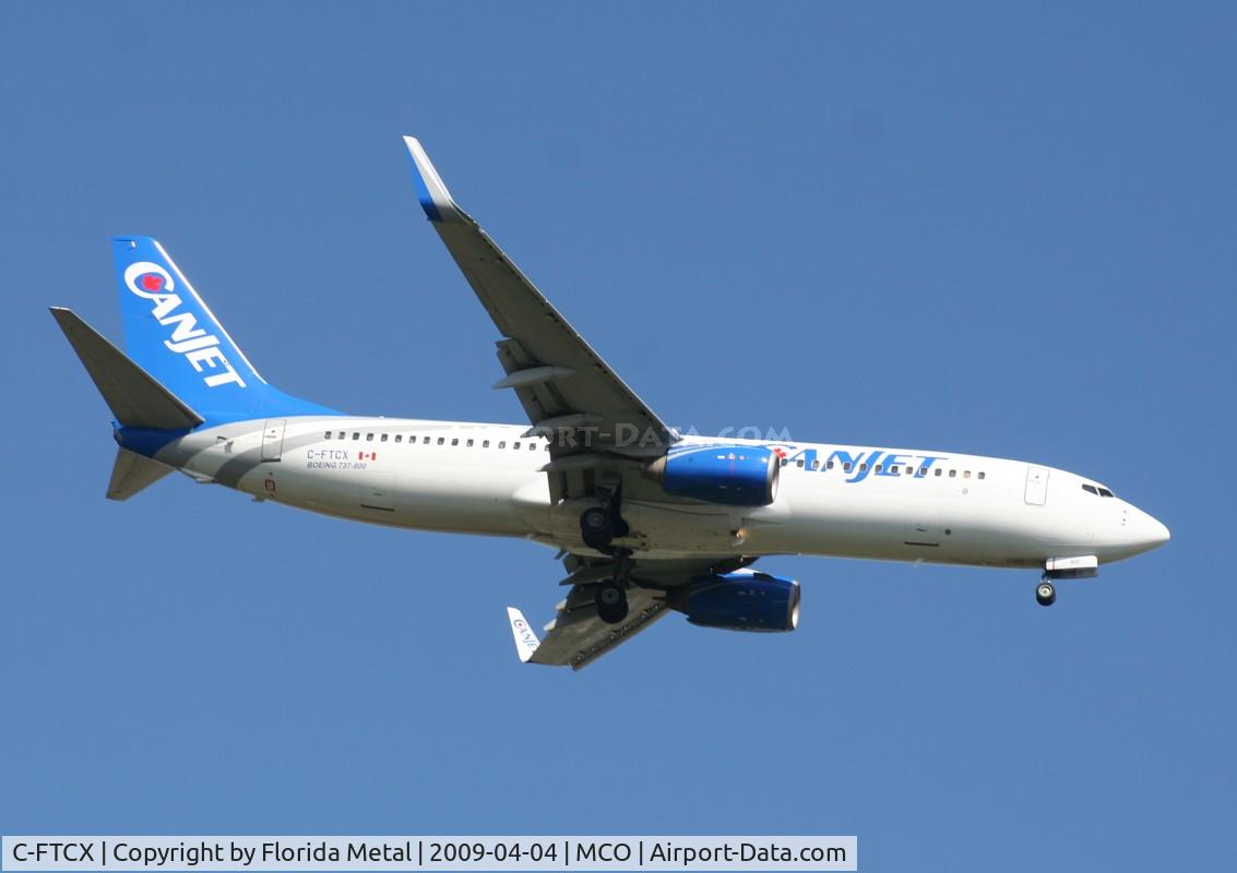 C-FTCX, 1999 Boeing 737-8AS C/N 29921, Canjet 737-800