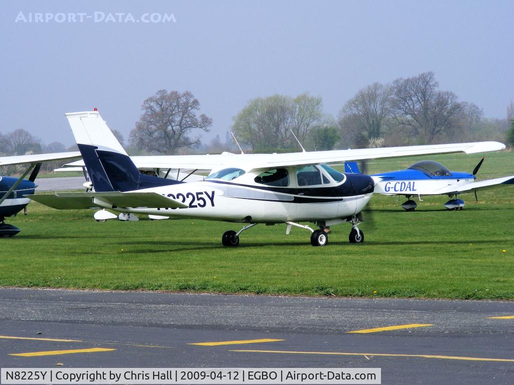 N8225Y, 1977 Cessna 177RG Cardinal C/N 177RG1247, privately owned