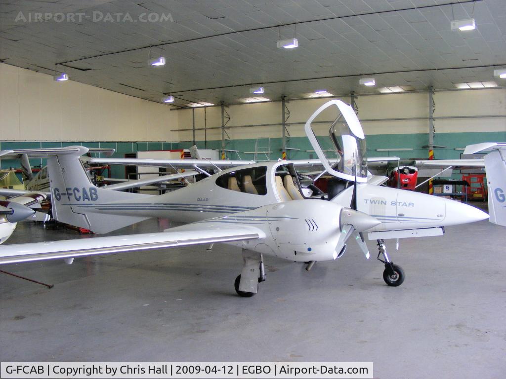 G-FCAB, 2005 Diamond DA-42 Twin Star C/N 42.060, HALFPENNY GREEN FLIGHT CENTRE LTD