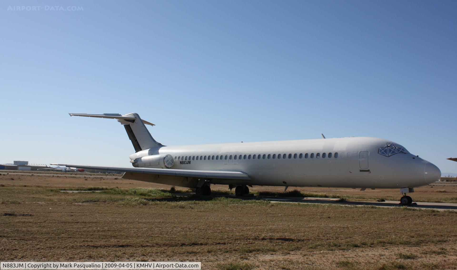 N883JM, 1974 McDonnell Douglas DC-9-32 C/N 47611, DC-9-32