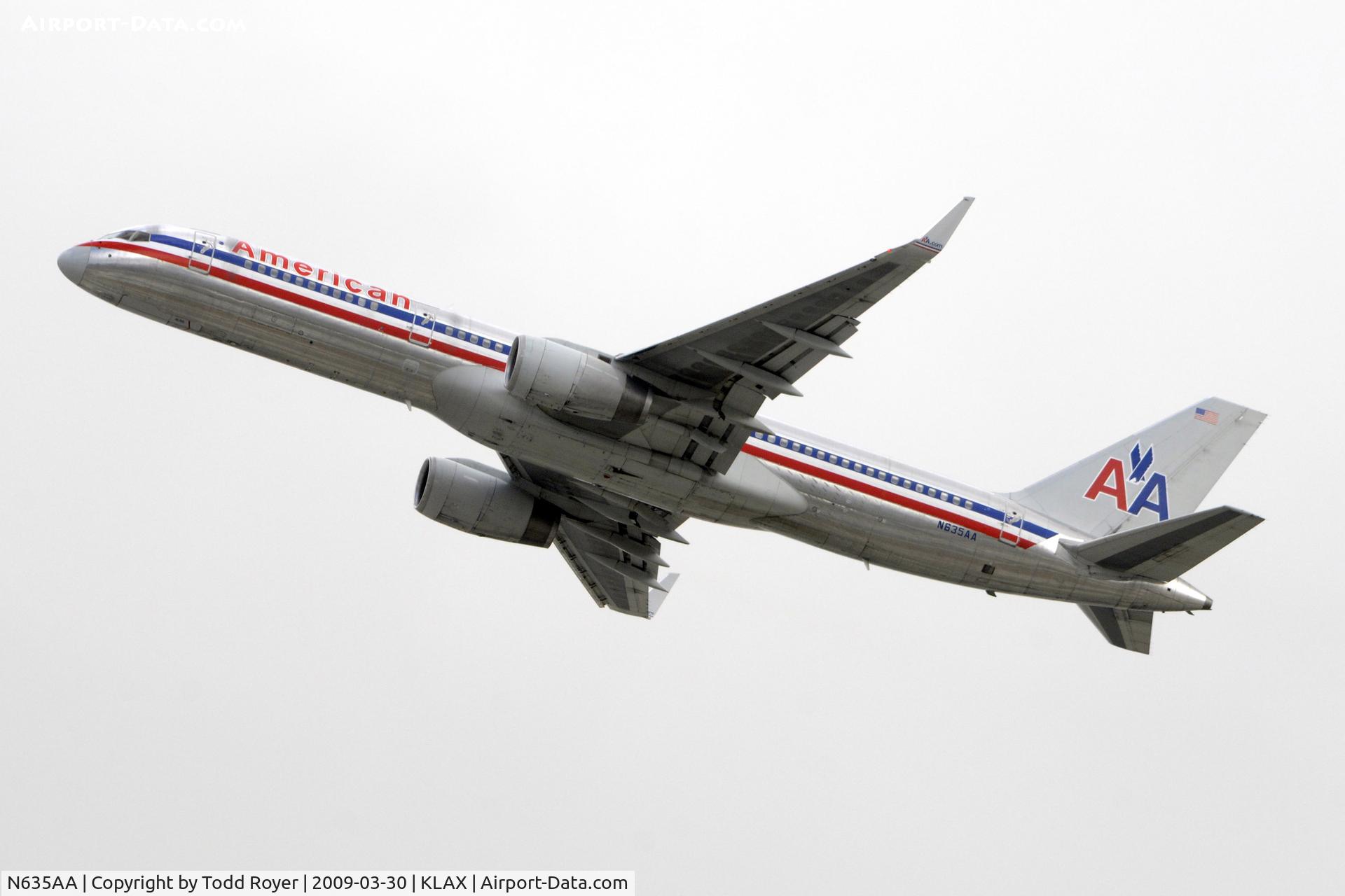 N635AA, 1990 Boeing 757-223 C/N 24593, Departing LAX on 25R