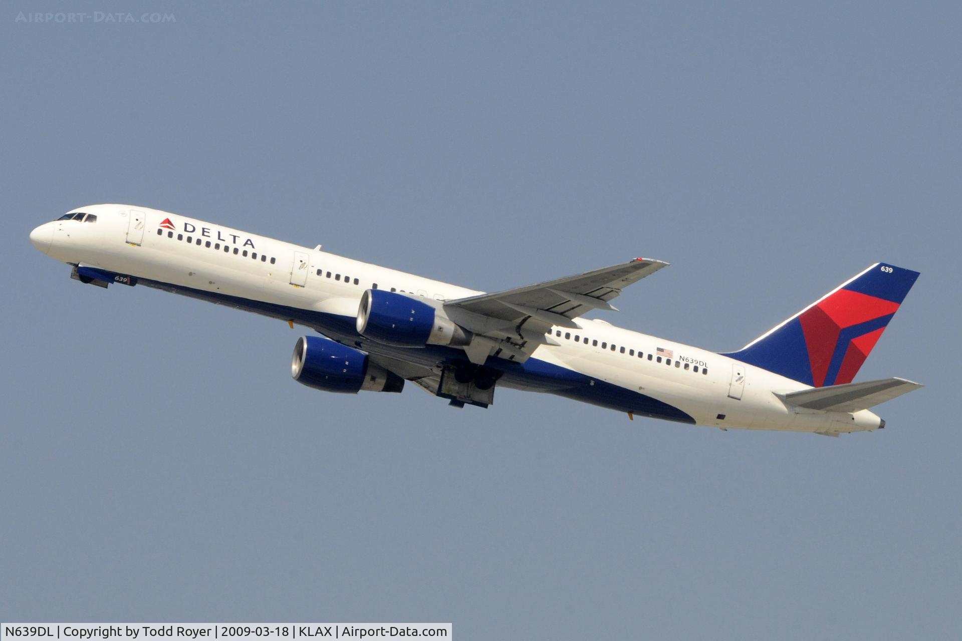 N639DL, 1988 Boeing 757-232 C/N 23993, Departing LAX on 25R