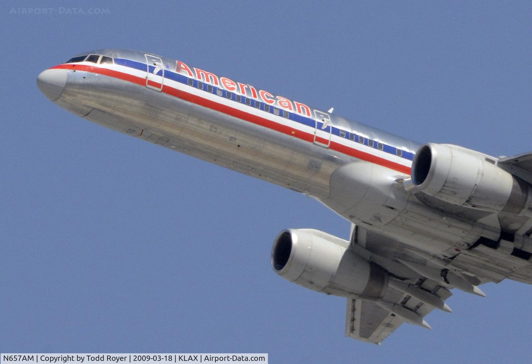 N657AM, 1991 Boeing 757-223 C/N 24615, Departing LAX on 25R