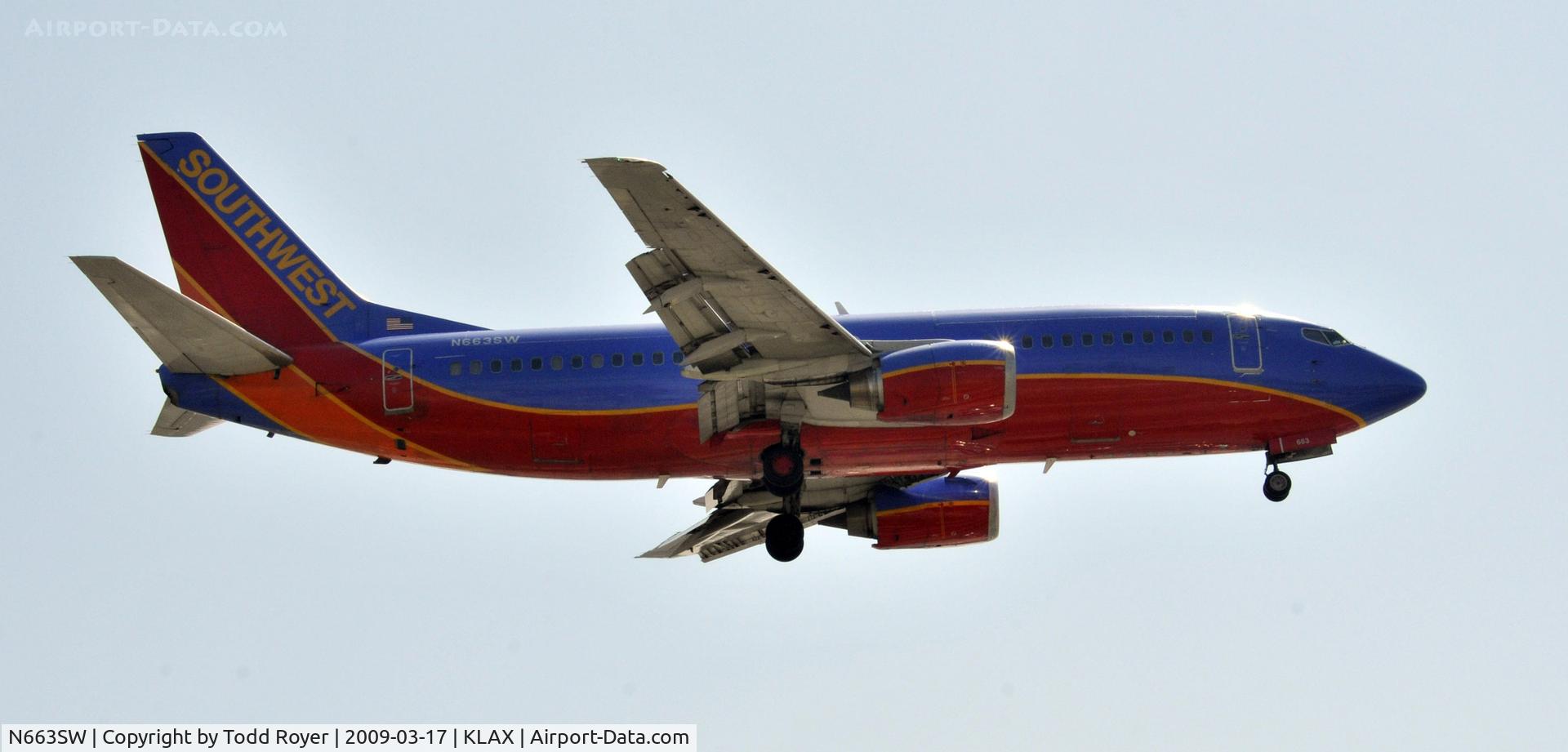 N663SW, 1985 Boeing 737-3Q8 C/N 23256, Landing 24R at LAX