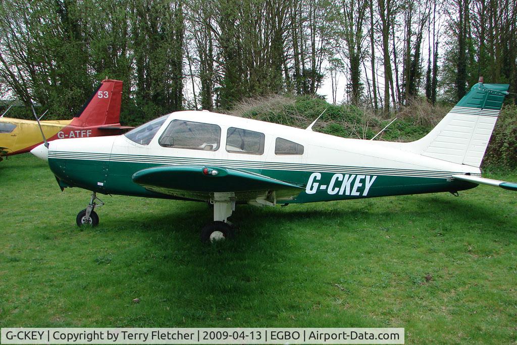 G-CKEY, 1978 Piper PA-28-161 Cherokee Warrior II C/N 28-7916061, Piper PA-28-161 at Wolverhampton 2009 Easter Fly-In day