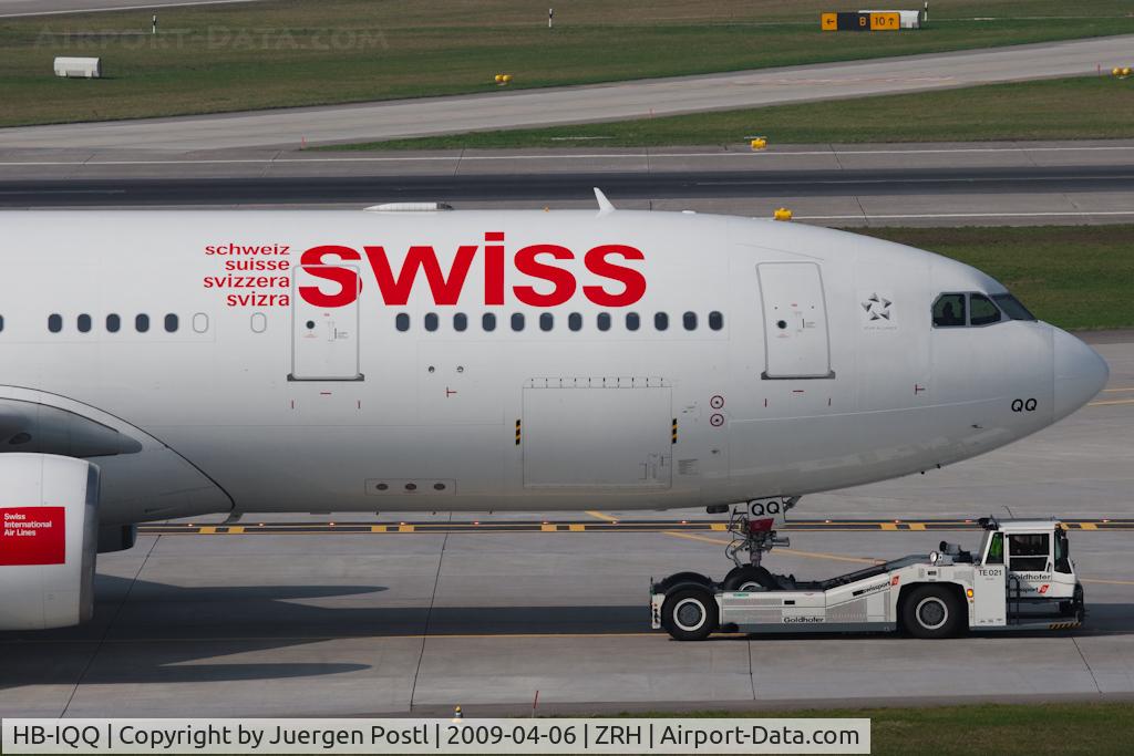 HB-IQQ, 2000 Airbus A330-223 C/N 322, Airbus A330-223