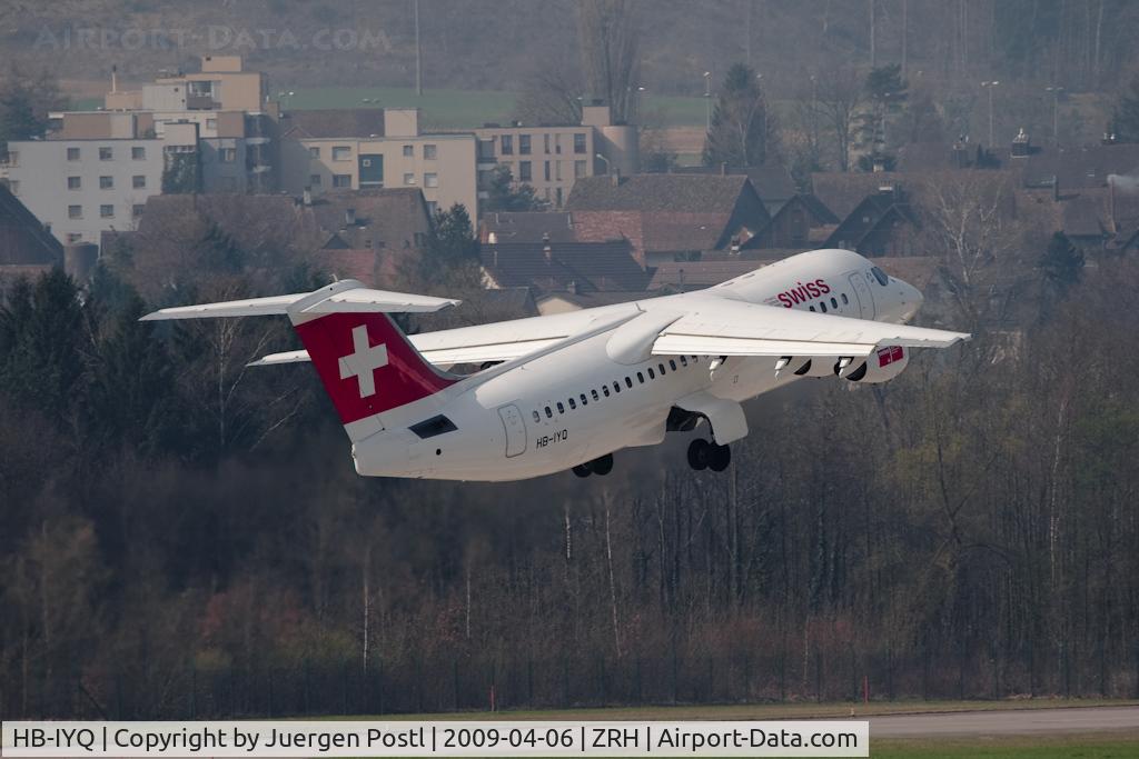 HB-IYQ, 2001 British Aerospace Avro 146-RJ100 C/N E3384, BAe Avro 146 RJ-100