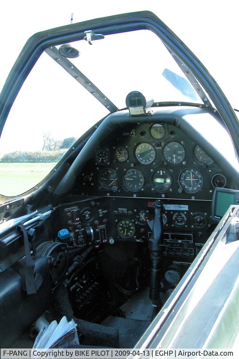 F-PANG, Jurca MJ-77 Gnatsum  (3/4 Scale NA P-51D Mustang) C/N 04, NICE COCKPIT