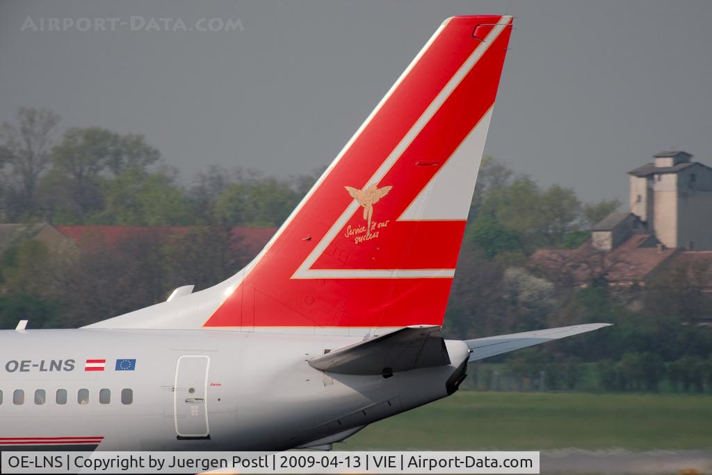 OE-LNS, 2005 Boeing 737-8Z9 C/N 34262, Boeing 737-8Z9