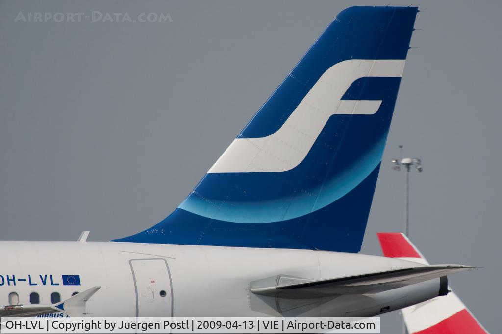 OH-LVL, 2004 Airbus A319-112 C/N 2266, Airbus A319-112