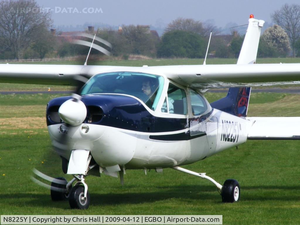 N8225Y, 1977 Cessna 177RG Cardinal C/N 177RG1247, privately owned