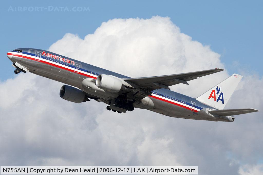 N755AN, 2001 Boeing 777-223 C/N 30263, American Airlines N755AN (FLT AAL1520) climbing out from RWY 25R enroute to Miami Int'l (KMIA).