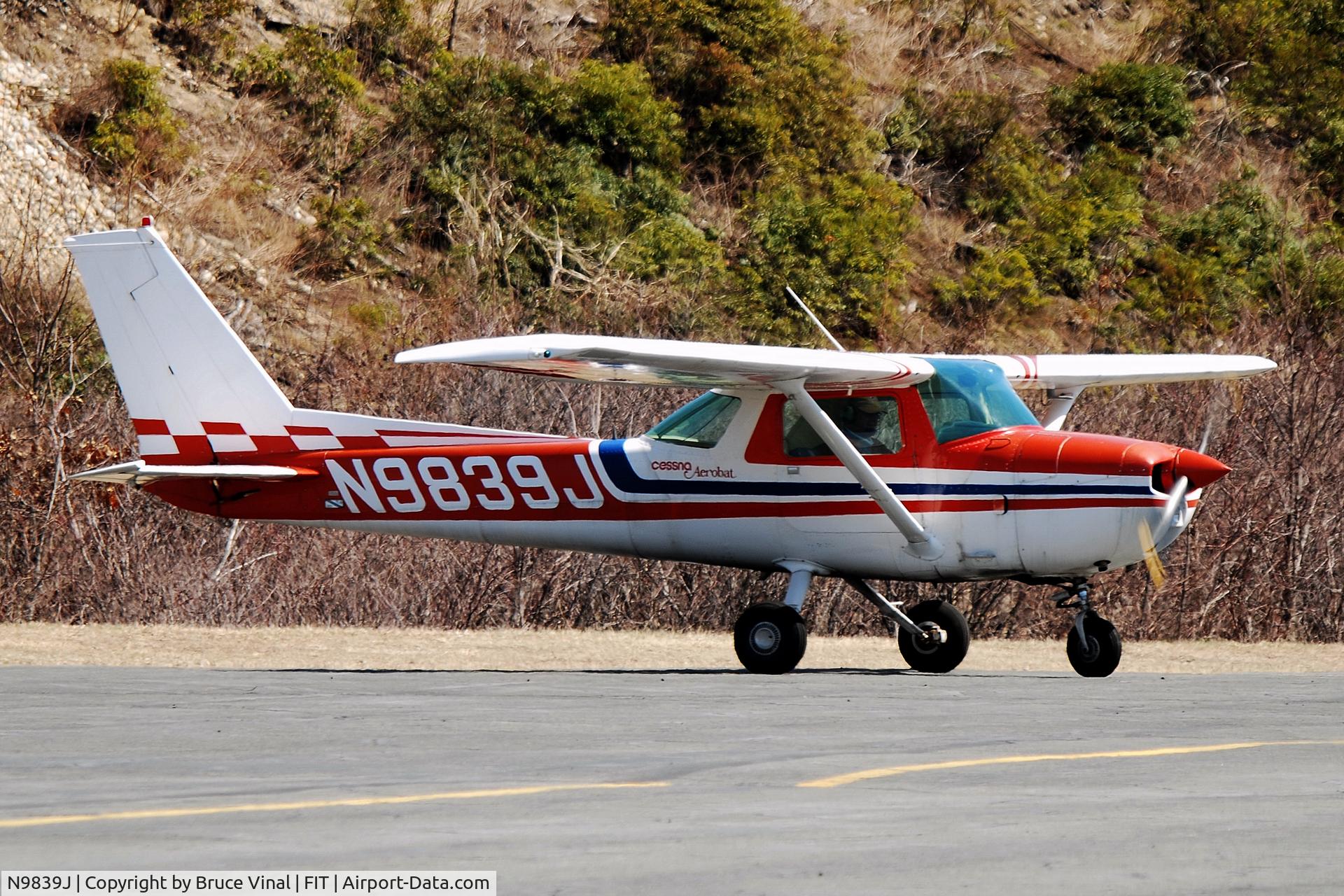 N9839J, 1975 Cessna A150M Aerobat C/N A1500648, Fitchburg Mun. Airport