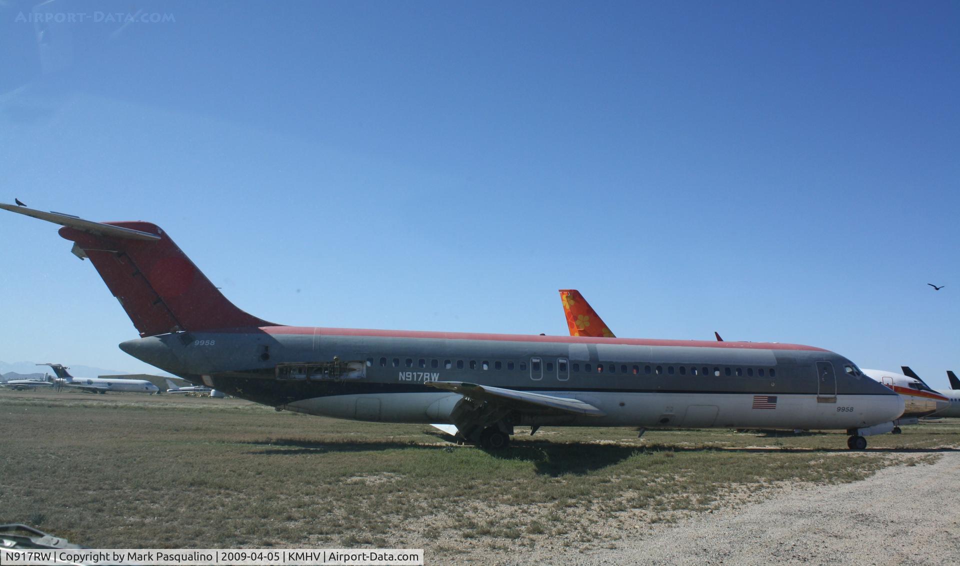 N917RW, 1968 Douglas DC-9-31 C/N 47145, DC-9-31