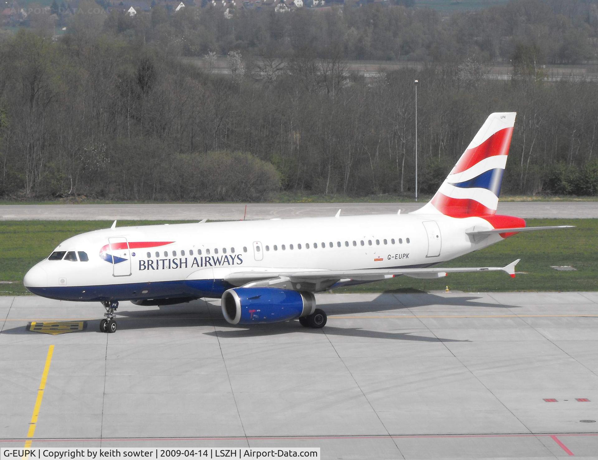G-EUPK, 2000 Airbus A319-131 C/N 1236, Taken from the excellent Viewing Deck 