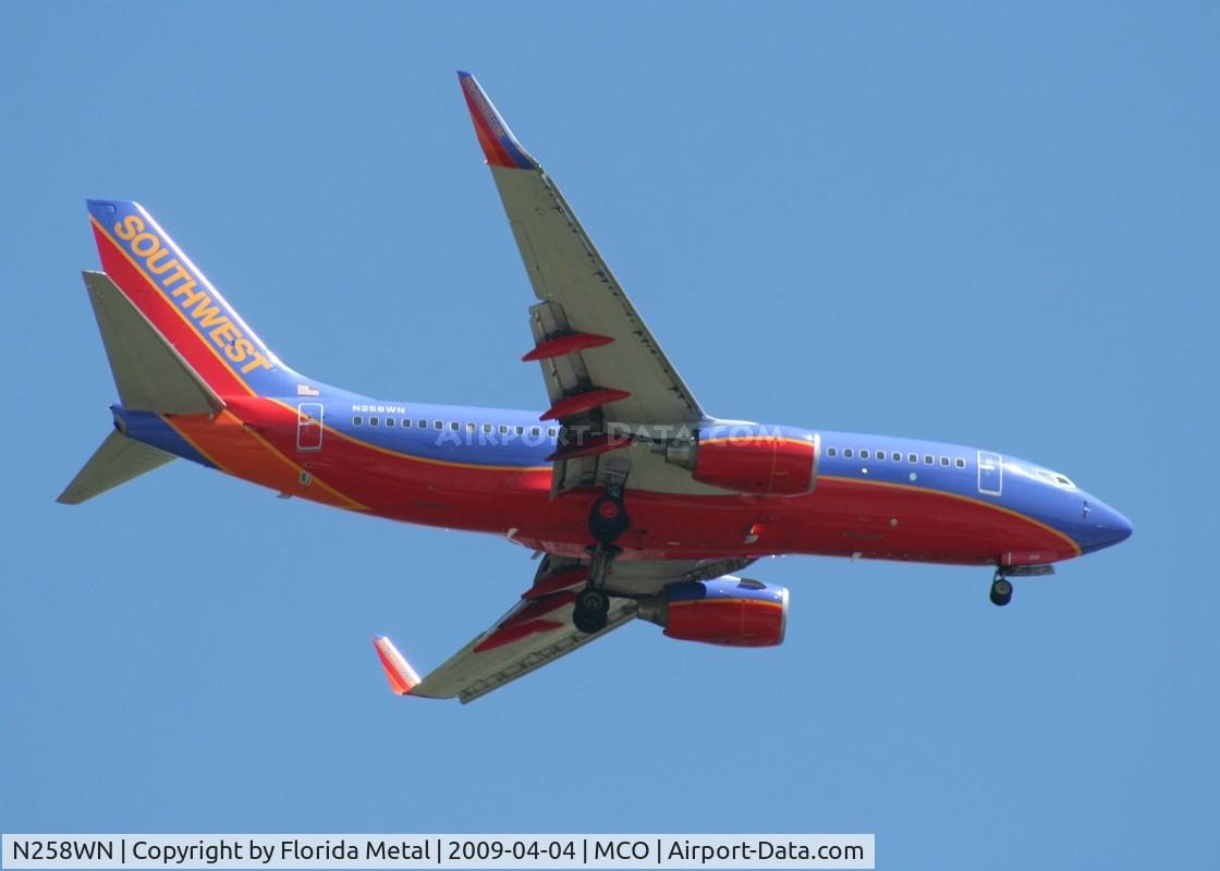 N258WN, 2006 Boeing 737-7H4 C/N 32516, Southwest 737-700