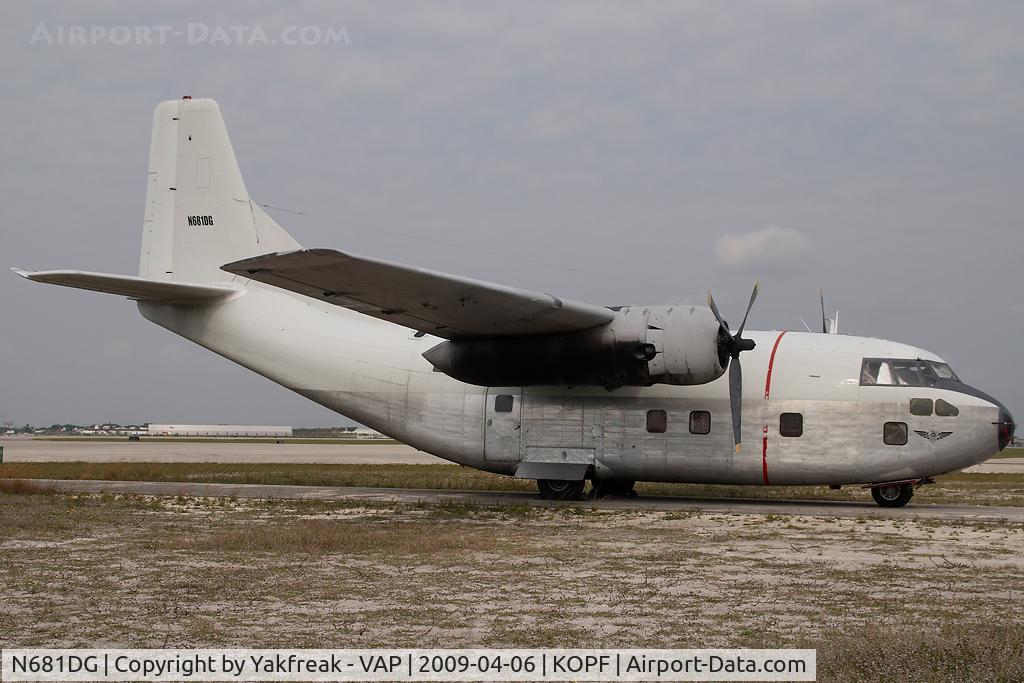 N681DG, 1954 Fairchild C-123K (C-123B Provider) C/N 20130, Fairchild C123