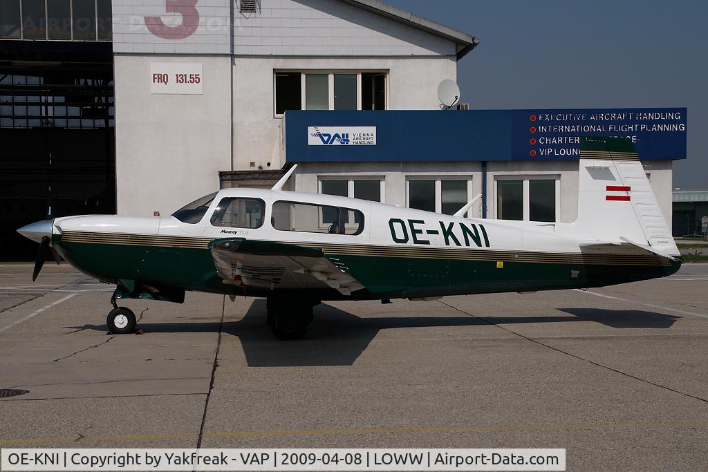 OE-KNI, Mooney M20M Bravo C/N 27-0194, Mooney 20