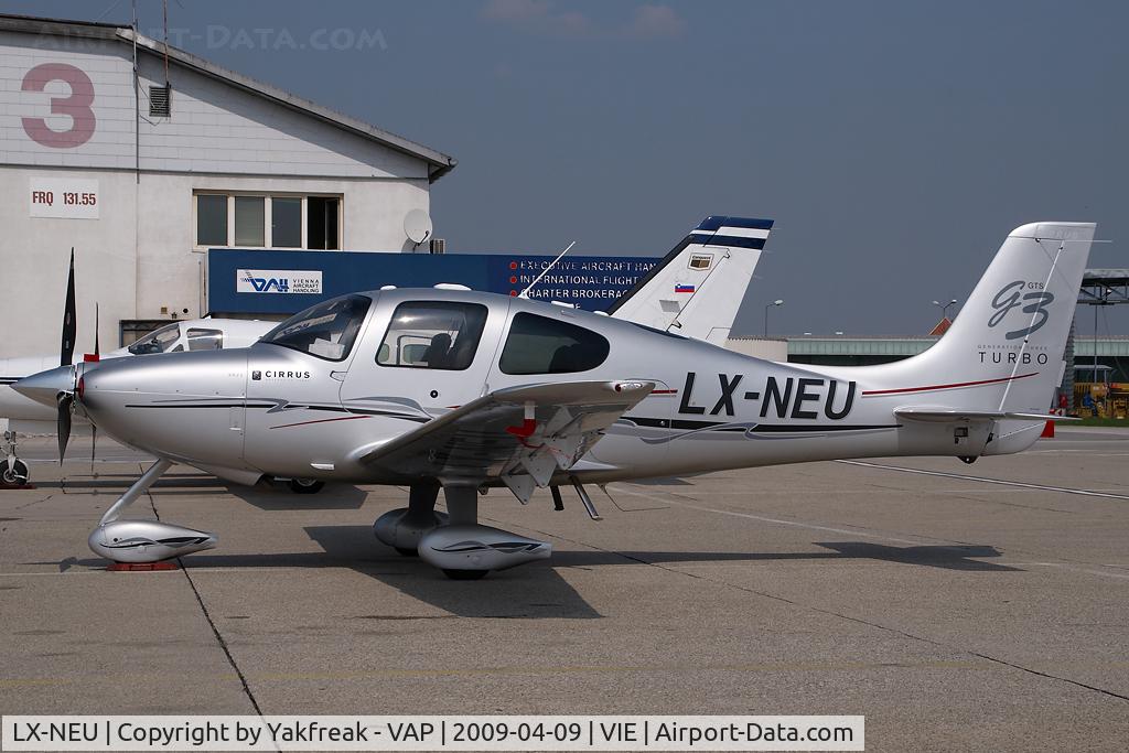 LX-NEU, 2007 Cirrus SR22 G3 GTS Turbo C/N 2688, Cirrus SR22