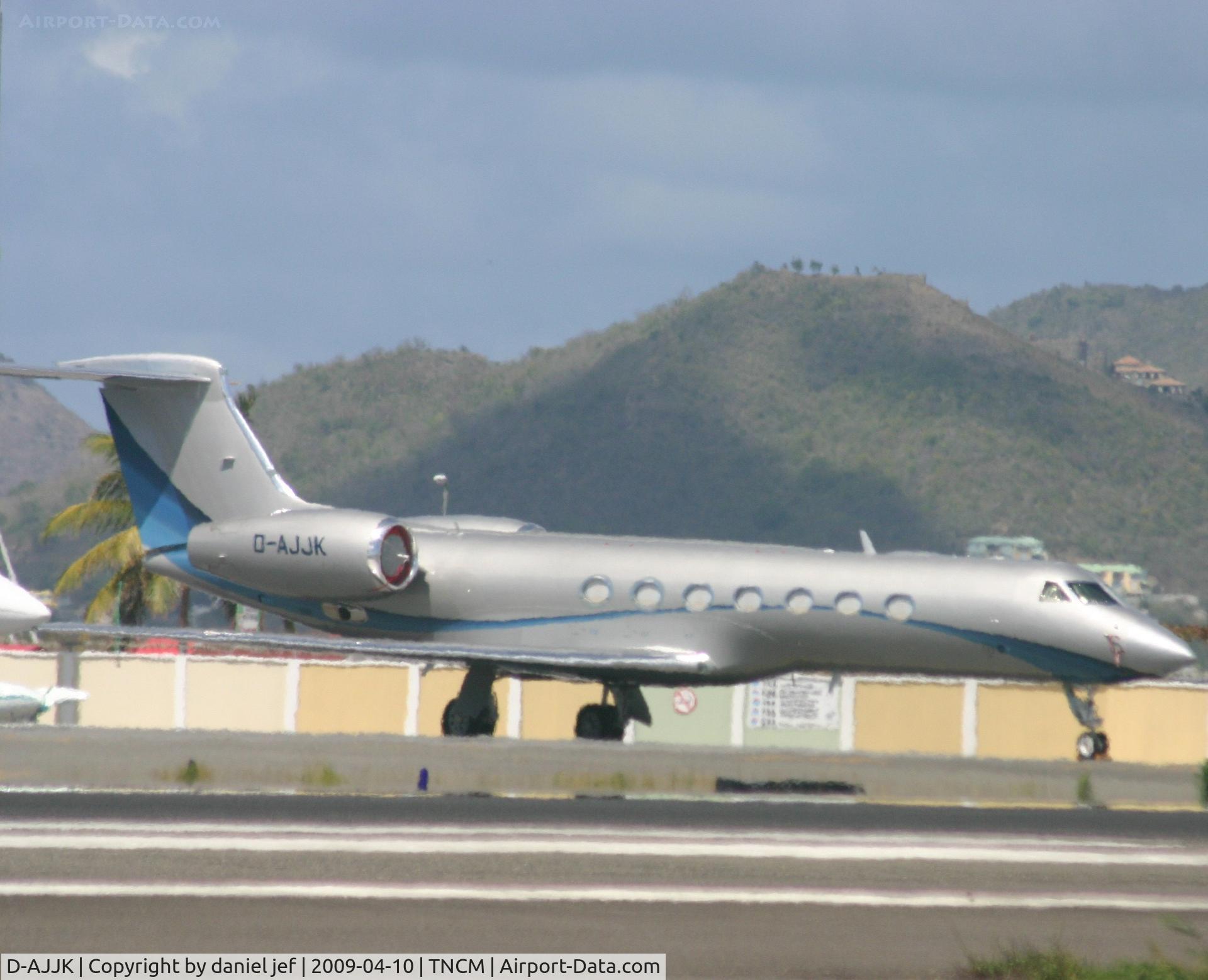 D-AJJK, 2008 Gulfstream Aerospace GV-SP (G550) C/N 5191, park at the ramp