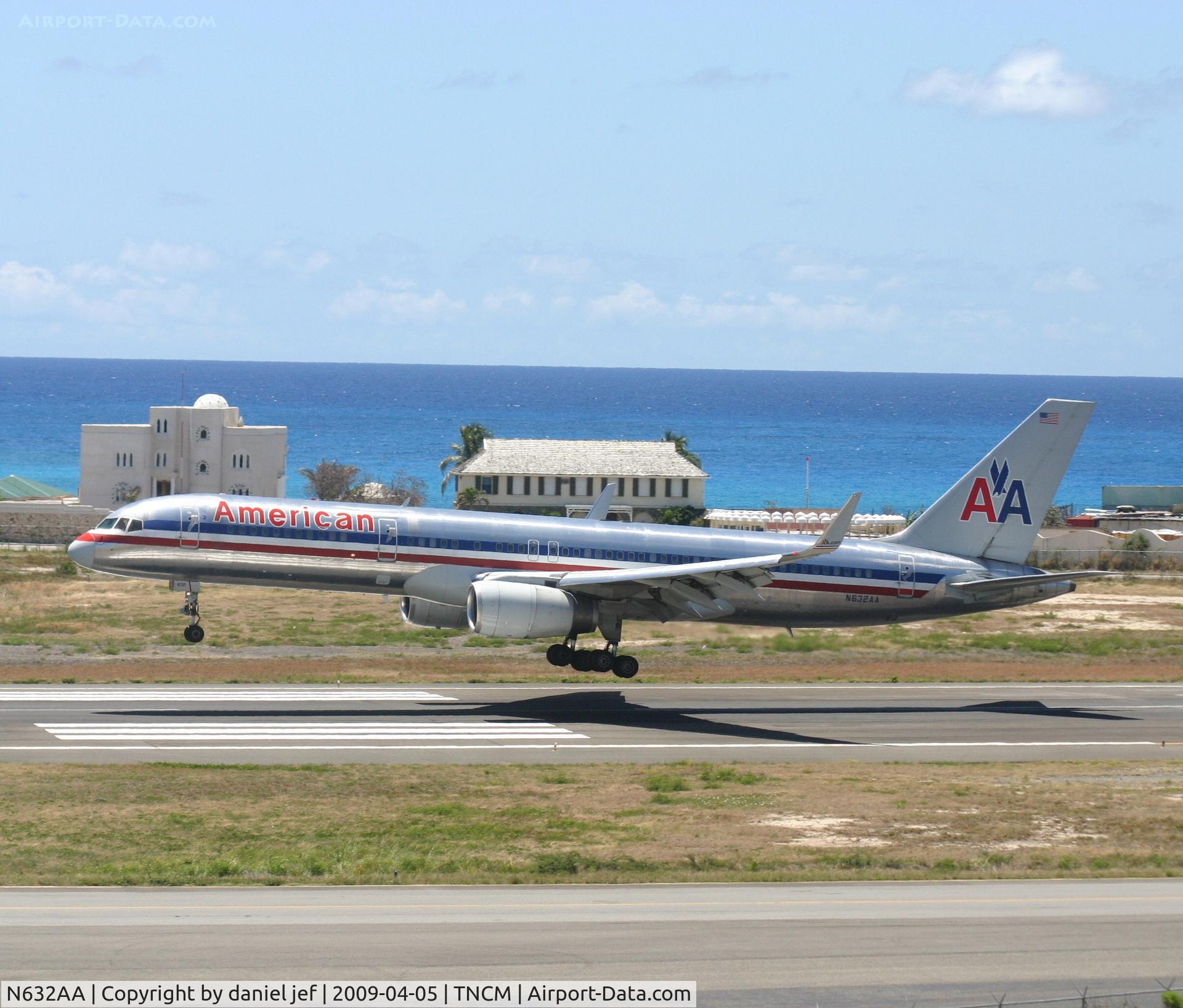 N632AA, 1990 Boeing 757-223 C/N 24590, Landing 10