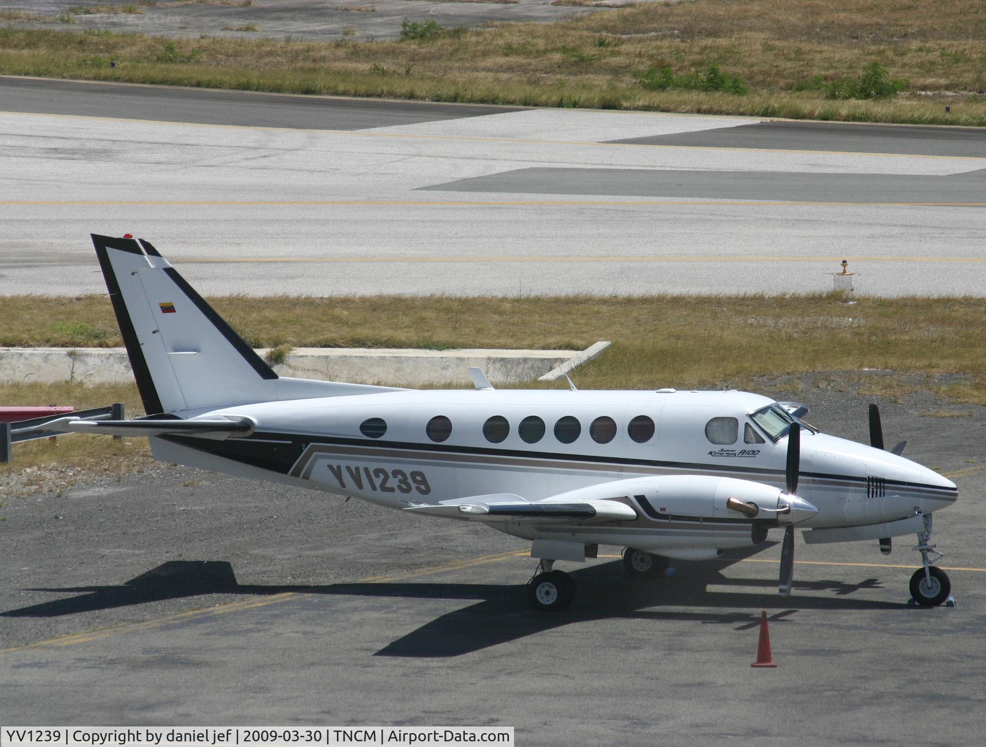 YV1239, 1975 Beech A100 King Air C/N B-214, park at the  tncm ramp