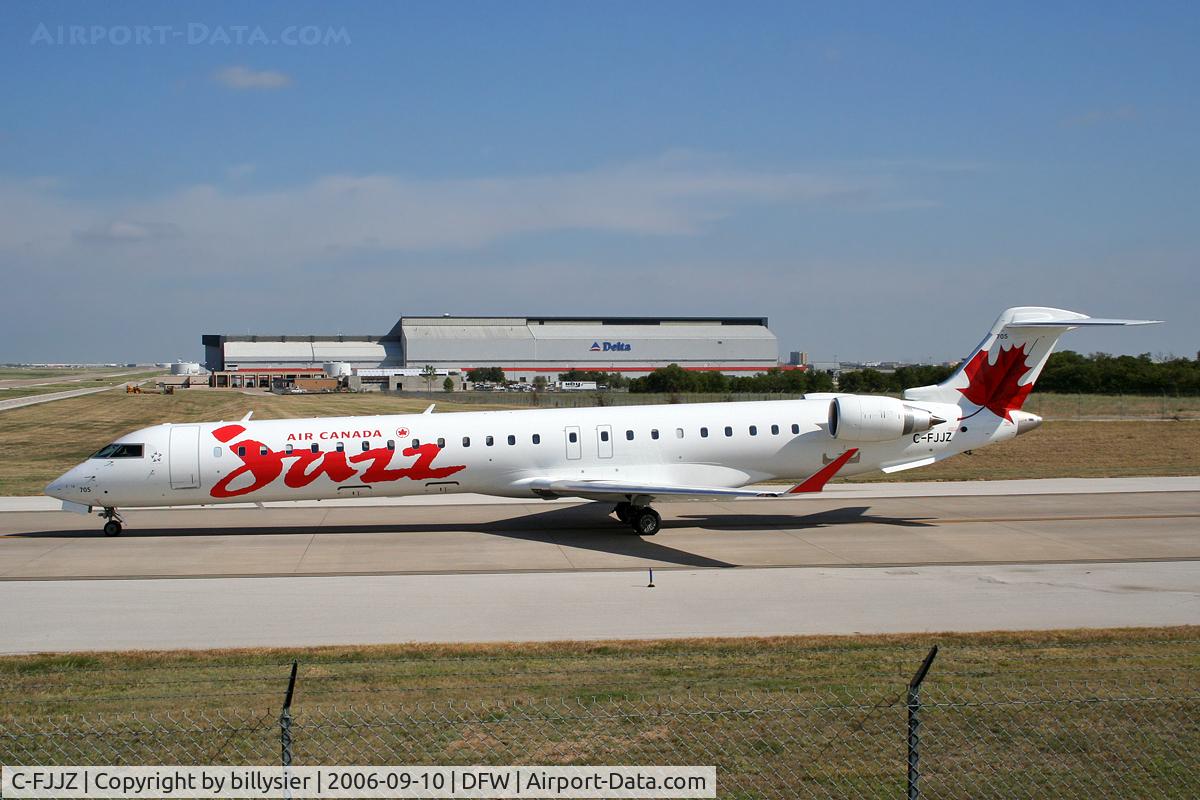 C-FJJZ, 2005 Canadair CRJ-705ER (CL-600-2D15) Regional Jet C/N 15043, Nice Livery