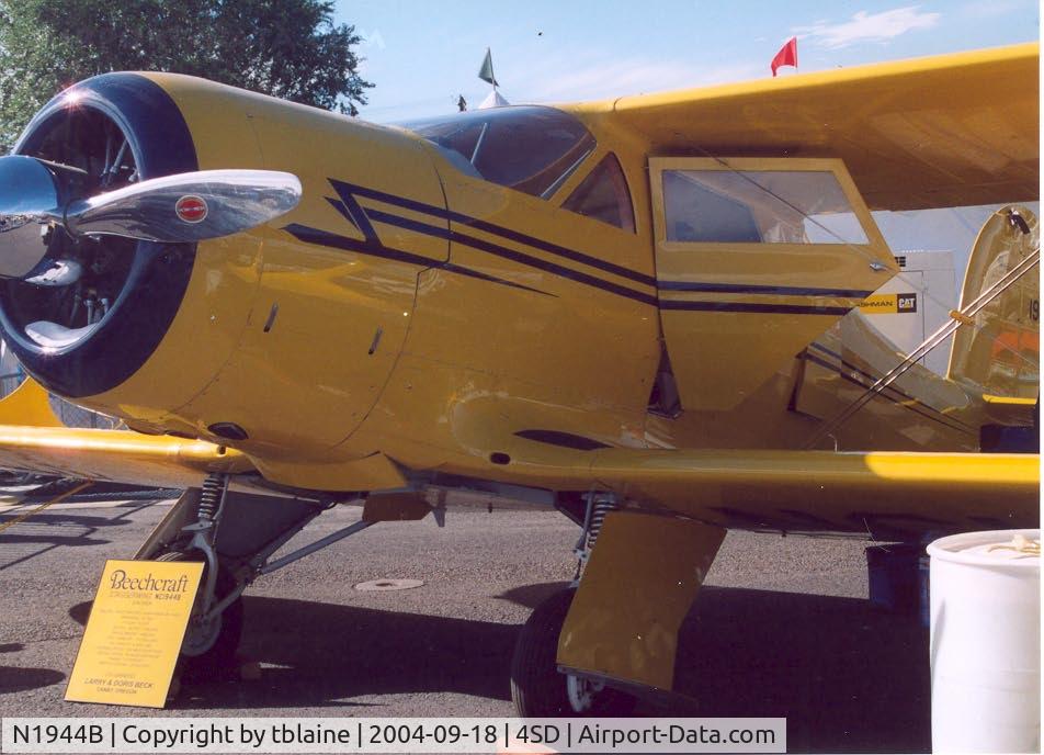 N1944B, 1944 Beech G17S C/N 6926, Reno Air Races