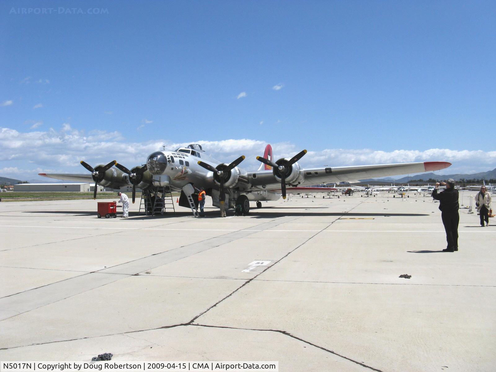 N5017N, 1944 Lockheed/Vega (Boeing) B-17G-105-VE Flying Fortress C/N 8649, 1944 Boeing B-17G FLYING FORTRESS 'Aluminum Overcast' of the EAA, four Wright Cyclone R-1820-97 9 cylinder 1,200 Hp radials, Limited class