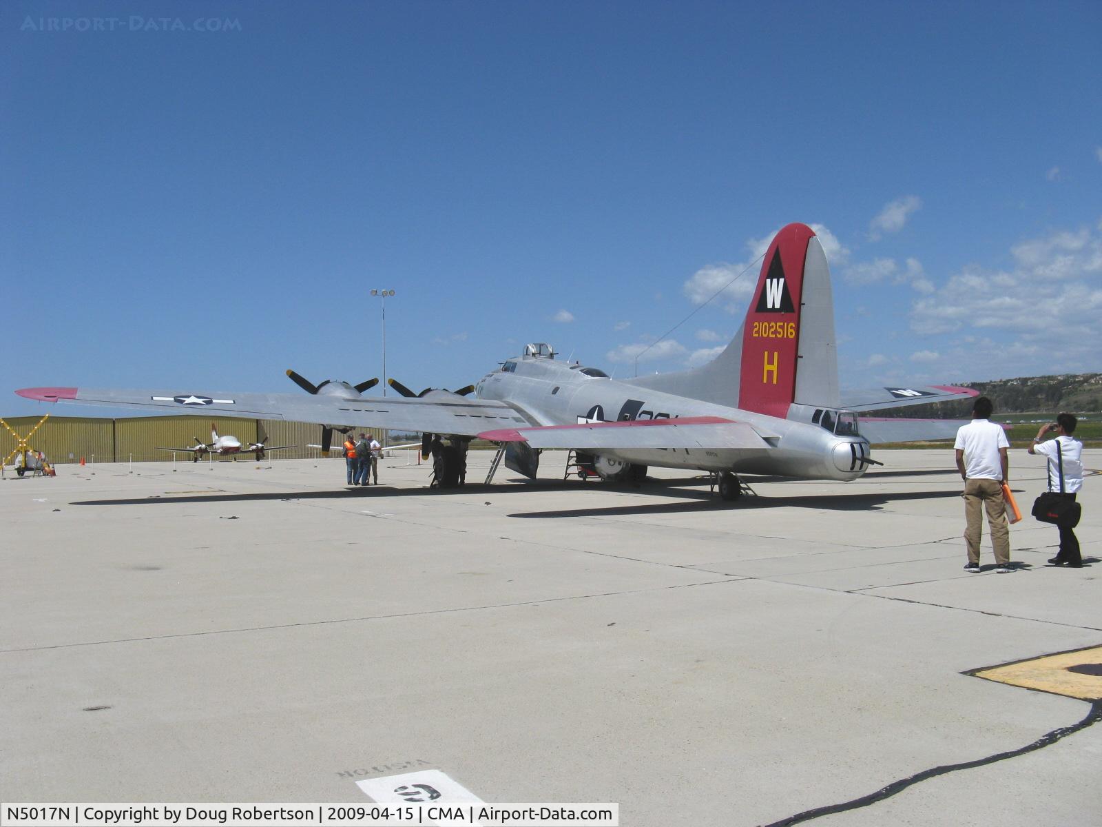 N5017N, 1944 Lockheed/Vega (Boeing) B-17G-105-VE Flying Fortress C/N 8649, 1944 Boeing B-17G FLYING FORTRESS 'Aluminum Overcast' of the EAA, four Wright Cyclone R-1820-97 9 cylinder 1,200 Hp radials, Limited class