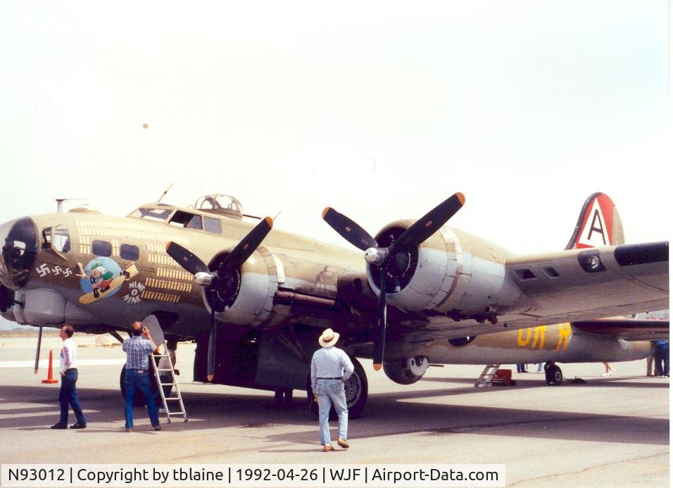 N93012, 1944 Boeing B-17G-30-BO Flying Fortress C/N 32264, Collins Foundation