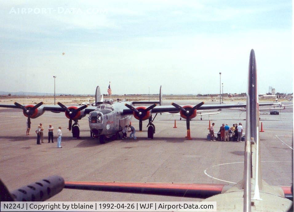 N224J, 1944 Consolidated B-24J-85-CF Liberator C/N 1347 (44-44052), Collins Foundation