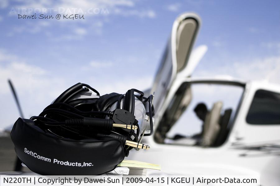 N220TH, 2005 Cirrus SR20 C/N 1574, Cirrus