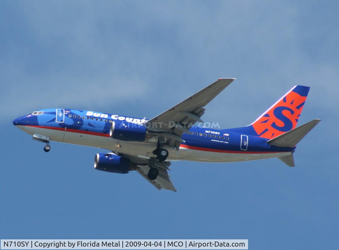N710SY, 2001 Boeing 737-7Q8 C/N 30629, Sun Country 737-700