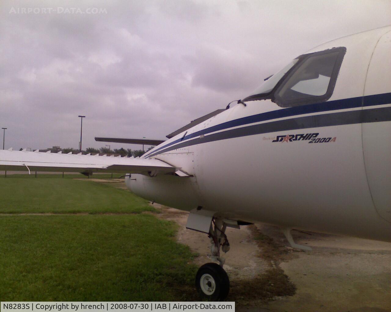 N8283S, 1993 Beech 2000A Starship 1 Starship 1 C/N NC-41, Beech Starship at wichita museum