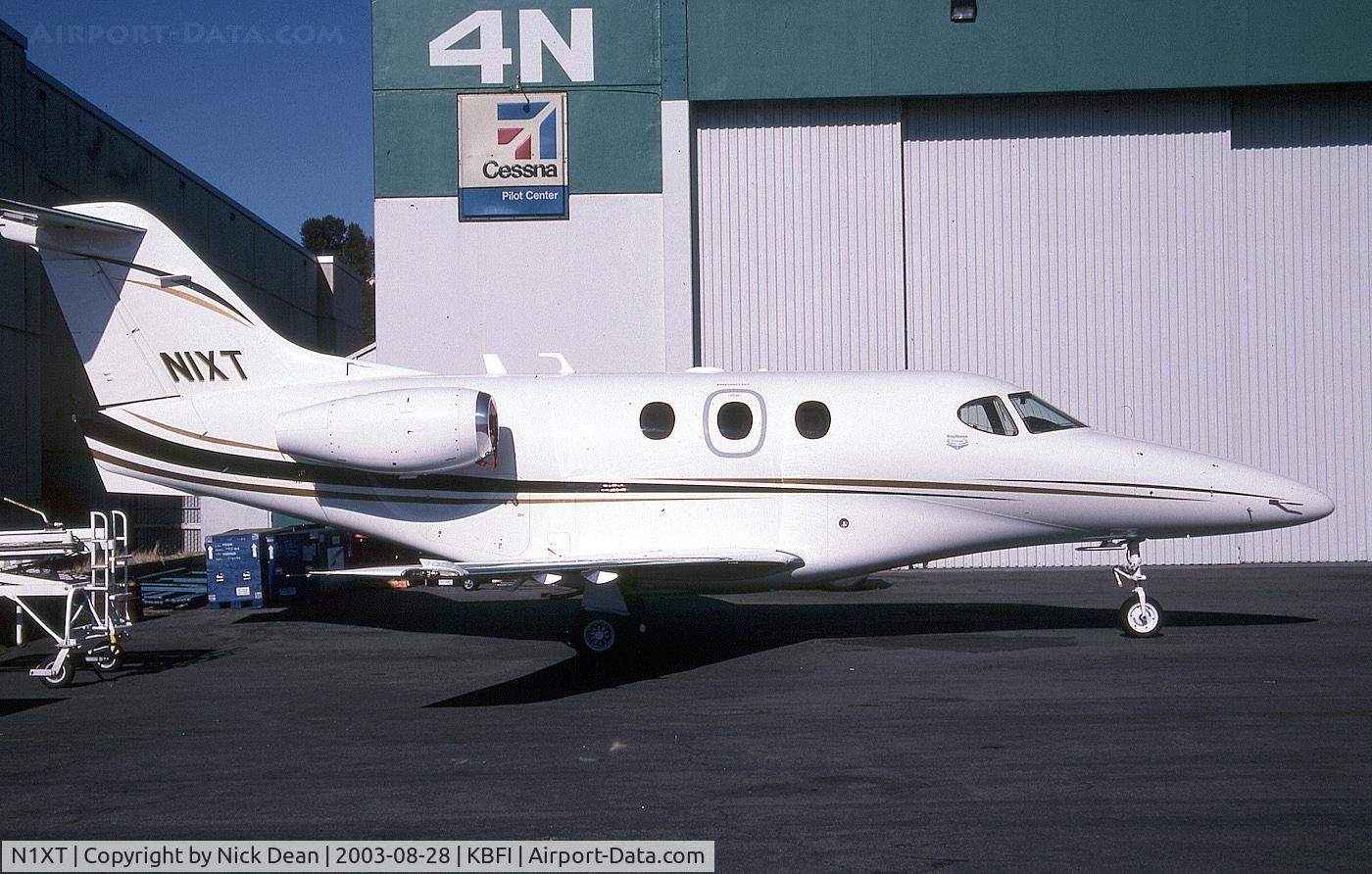 N1XT, 2002 Raytheon Aircraft Company 390 C/N RB-36, KBFI