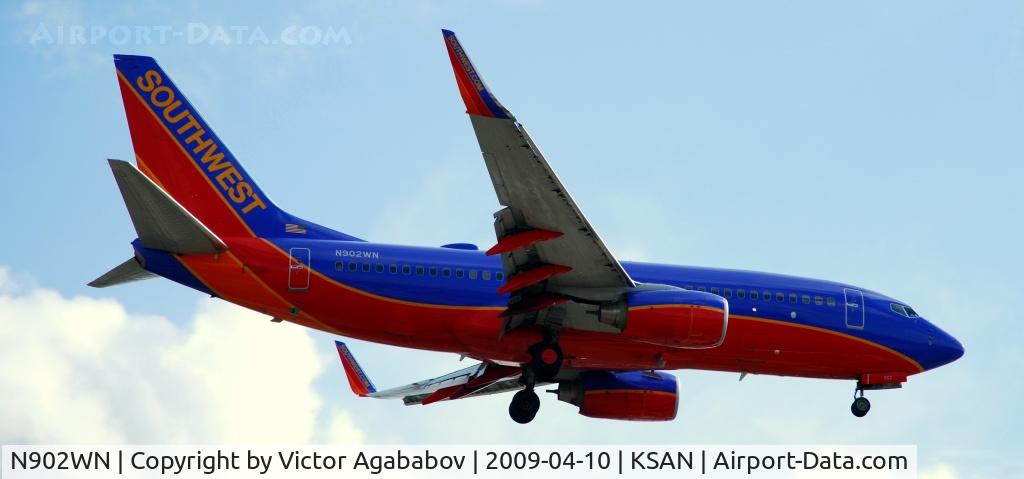 N902WN, 2007 Boeing 737-7H4 C/N 36615, At San Diego