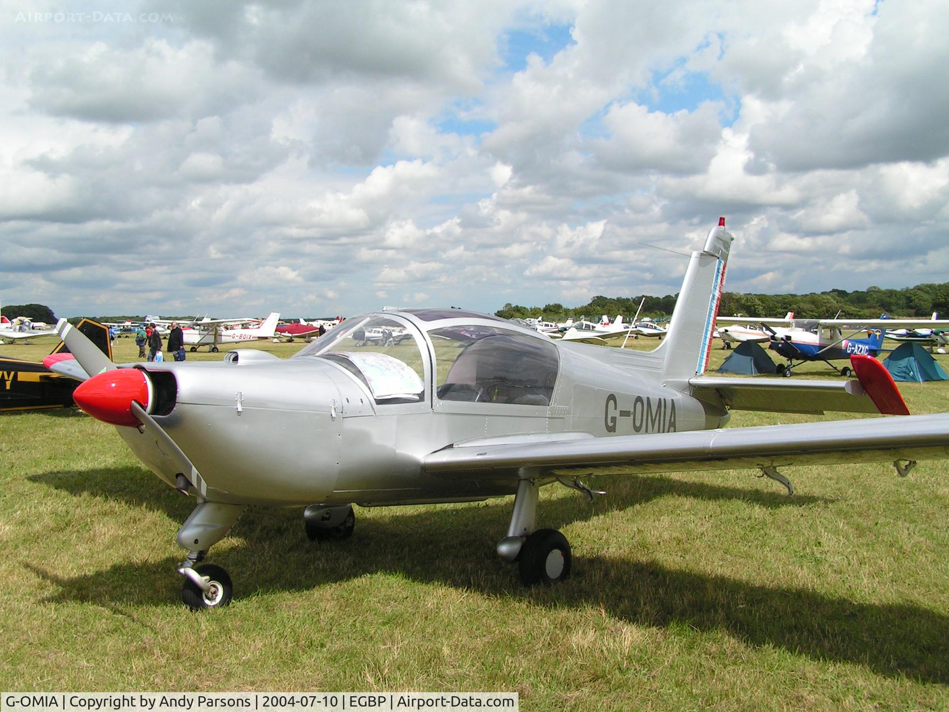 G-OMIA, 1972 Socata MS-893A Rallye Commodore 180 C/N 12074, AT kemble PFA Rallye 2004