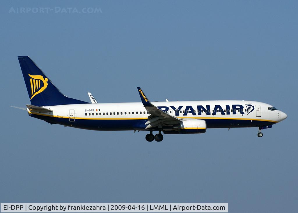 EI-DPP, 2007 Boeing 737-8AS C/N 33613, On short finals rwy 13
