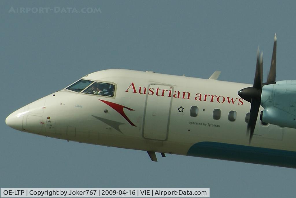 OE-LTP, 2000 De Havilland Canada DHC-8-314Q Dash 8 C/N 554, Austrian arrows De Havilland Canada DHC-8-314Q