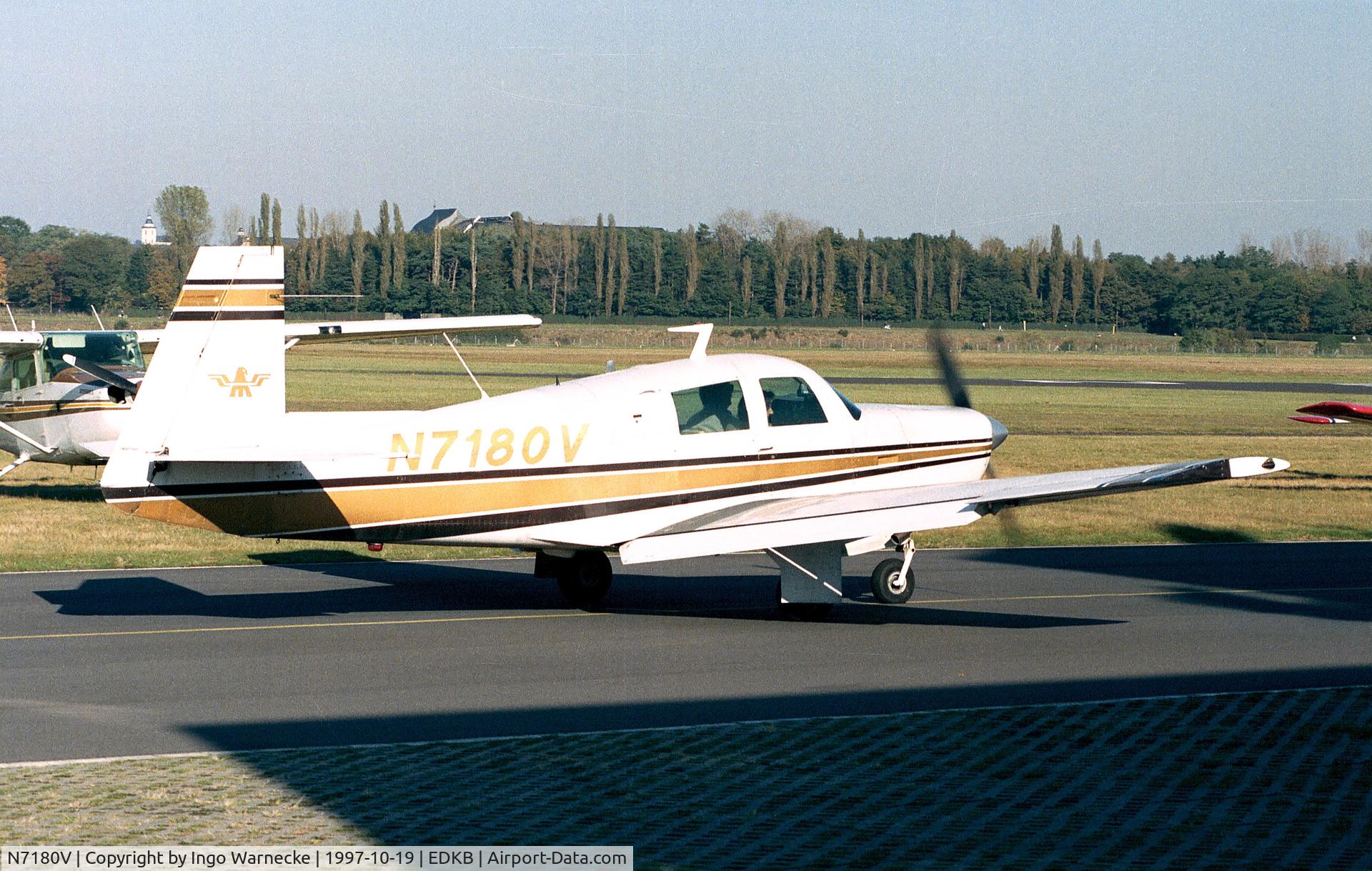 N7180V, 1974 Mooney M20E C/N 21-0060, Mooney M20E at Bonn-Hangelar airfield