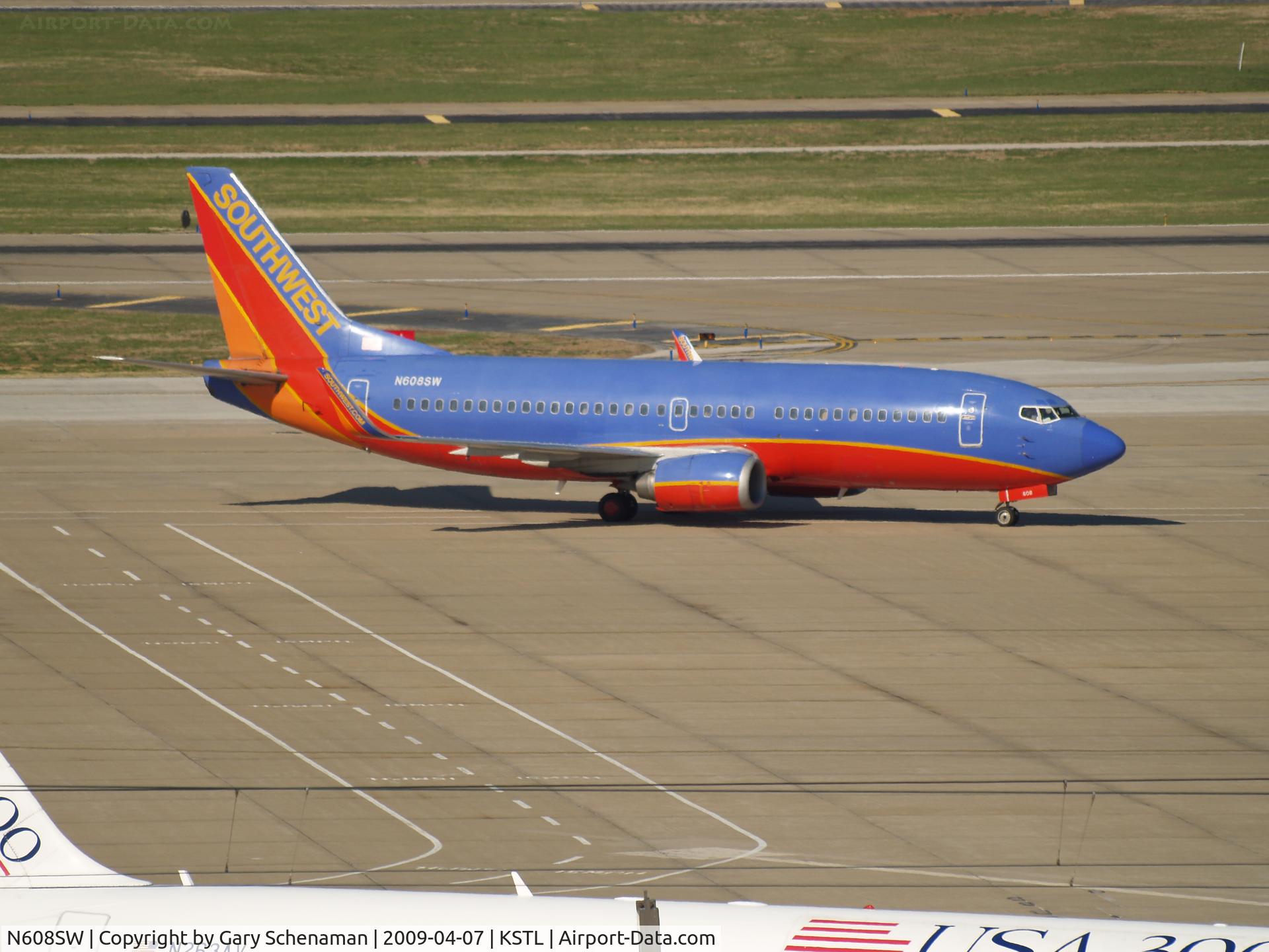 N608SW, 1995 Boeing 737-3H4 C/N 27928, JUST LANDED AND HEADING TOWARD TERMINAL
