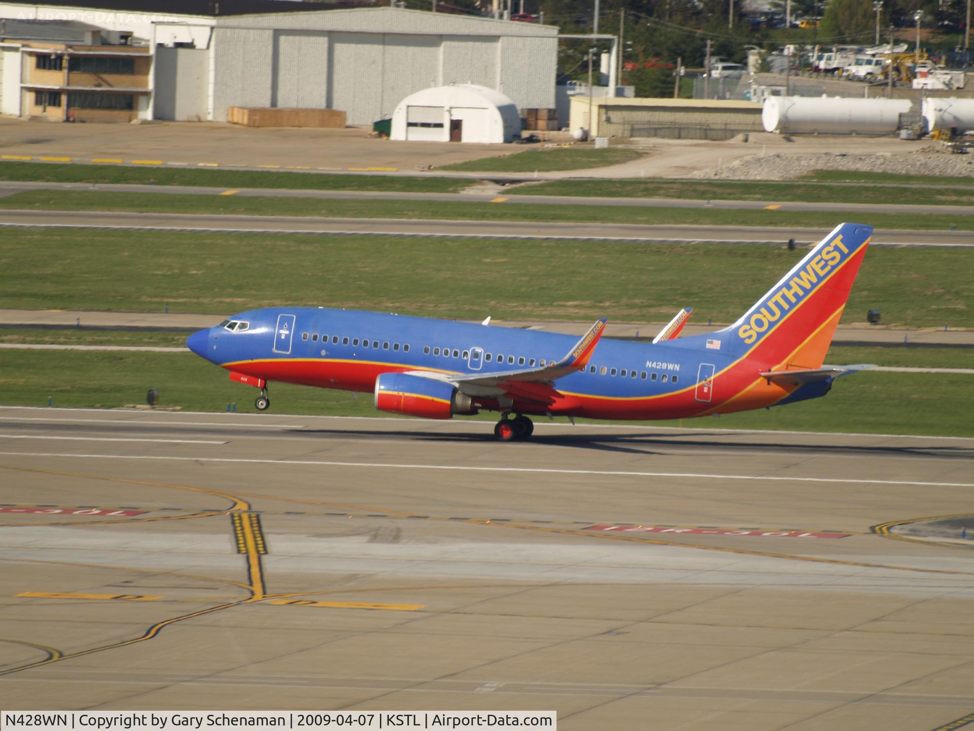 N428WN, 2002 Boeing 737-7H4 C/N 29844, TAKEOFF ROLL