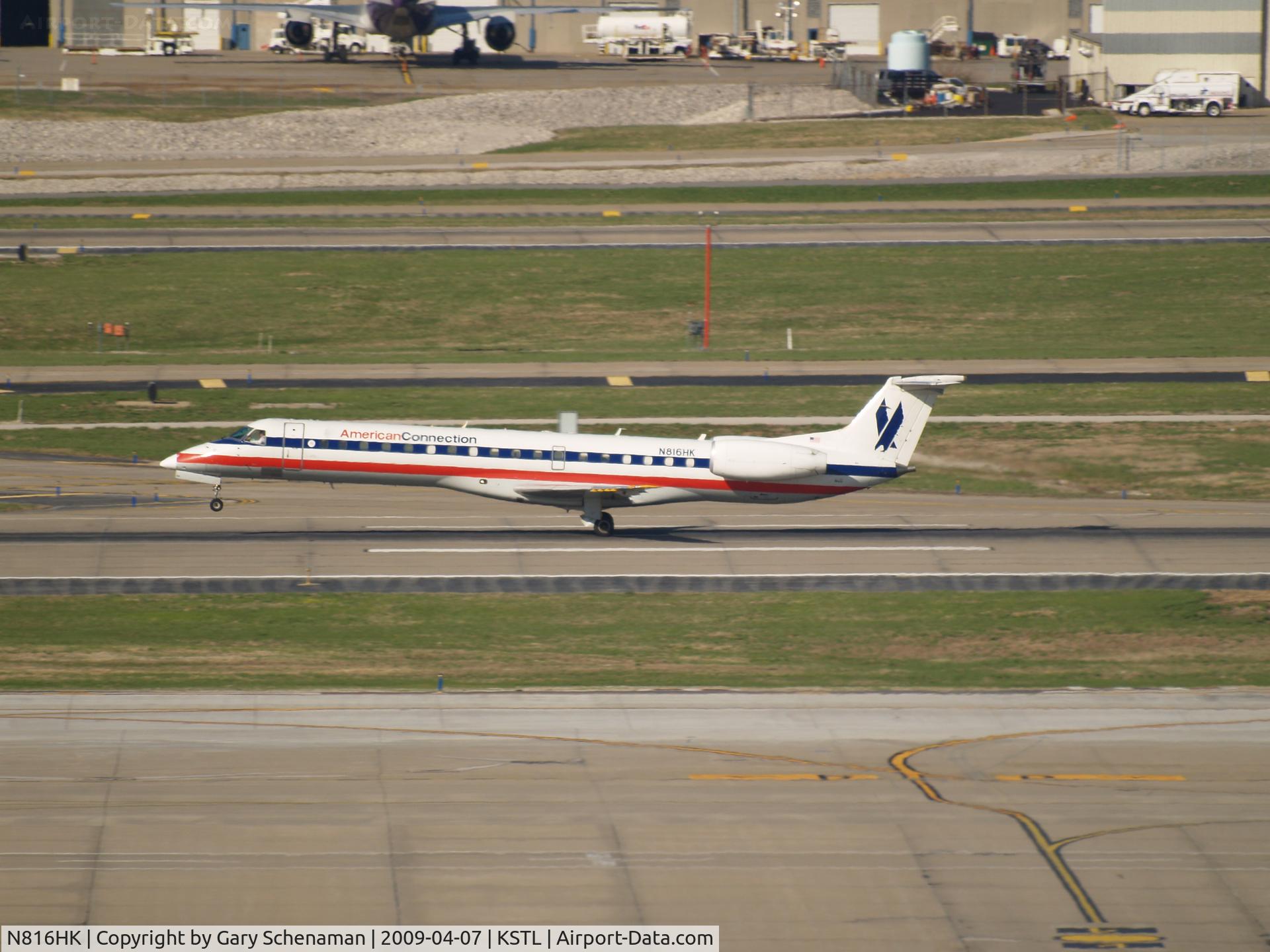 N816HK, 1998 Embraer ERJ-145LR (EMB-145LR) C/N 145055, TAKE OFF ROLL