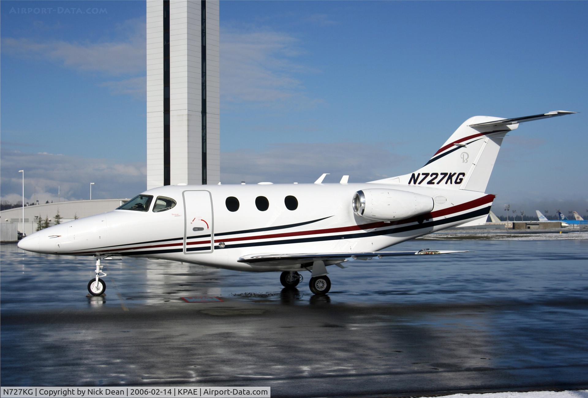 N727KG, Raytheon Aircraft Company 390 C/N RB-143, KPAE