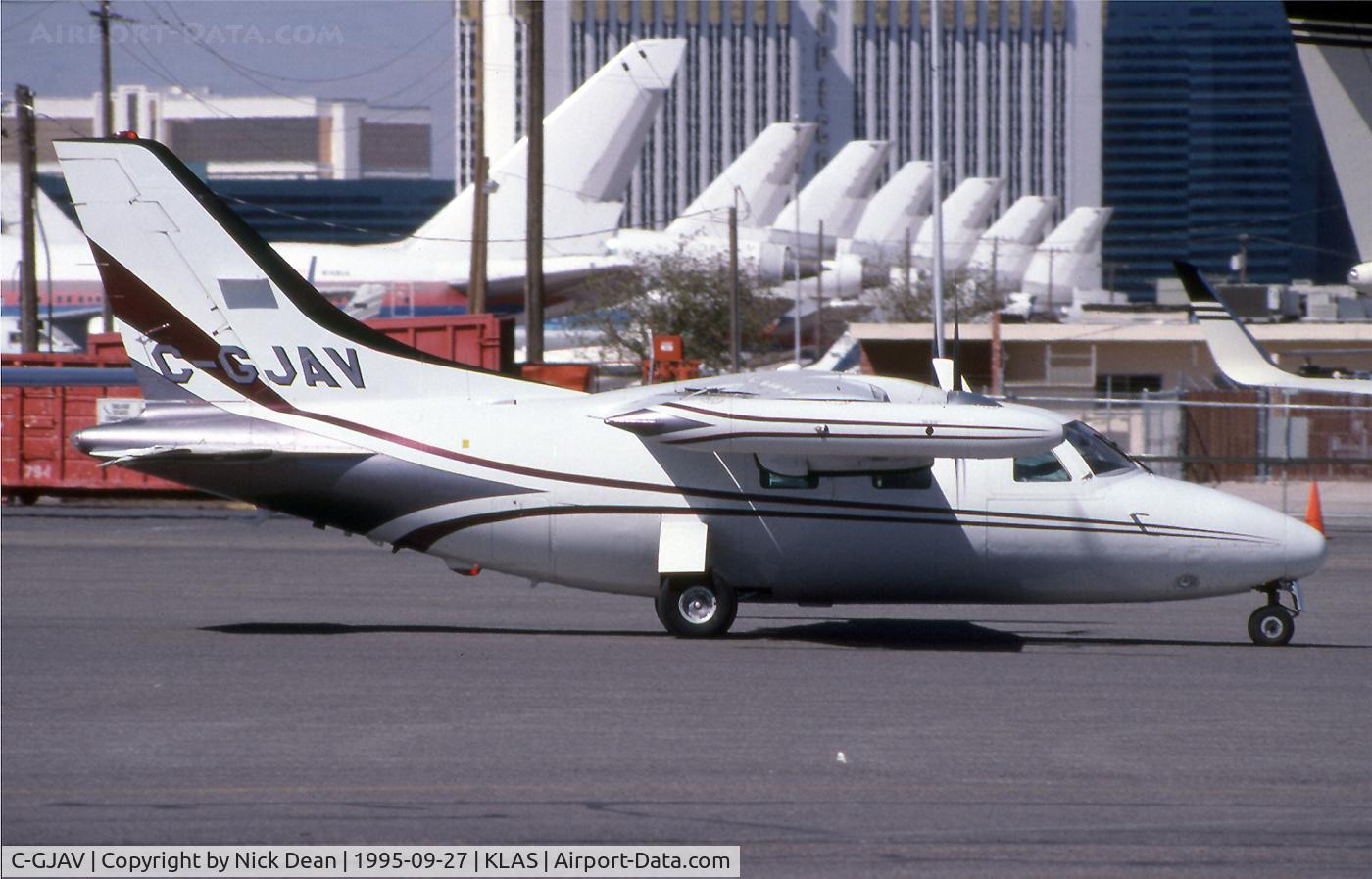 C-GJAV, Mitsubishi MU-2B-25 C/N 241, KLAS