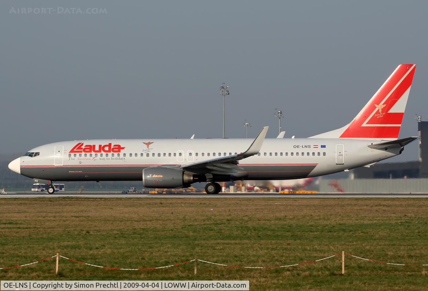OE-LNS, 2005 Boeing 737-8Z9 C/N 34262, OE-LNS @ Vienna Airport