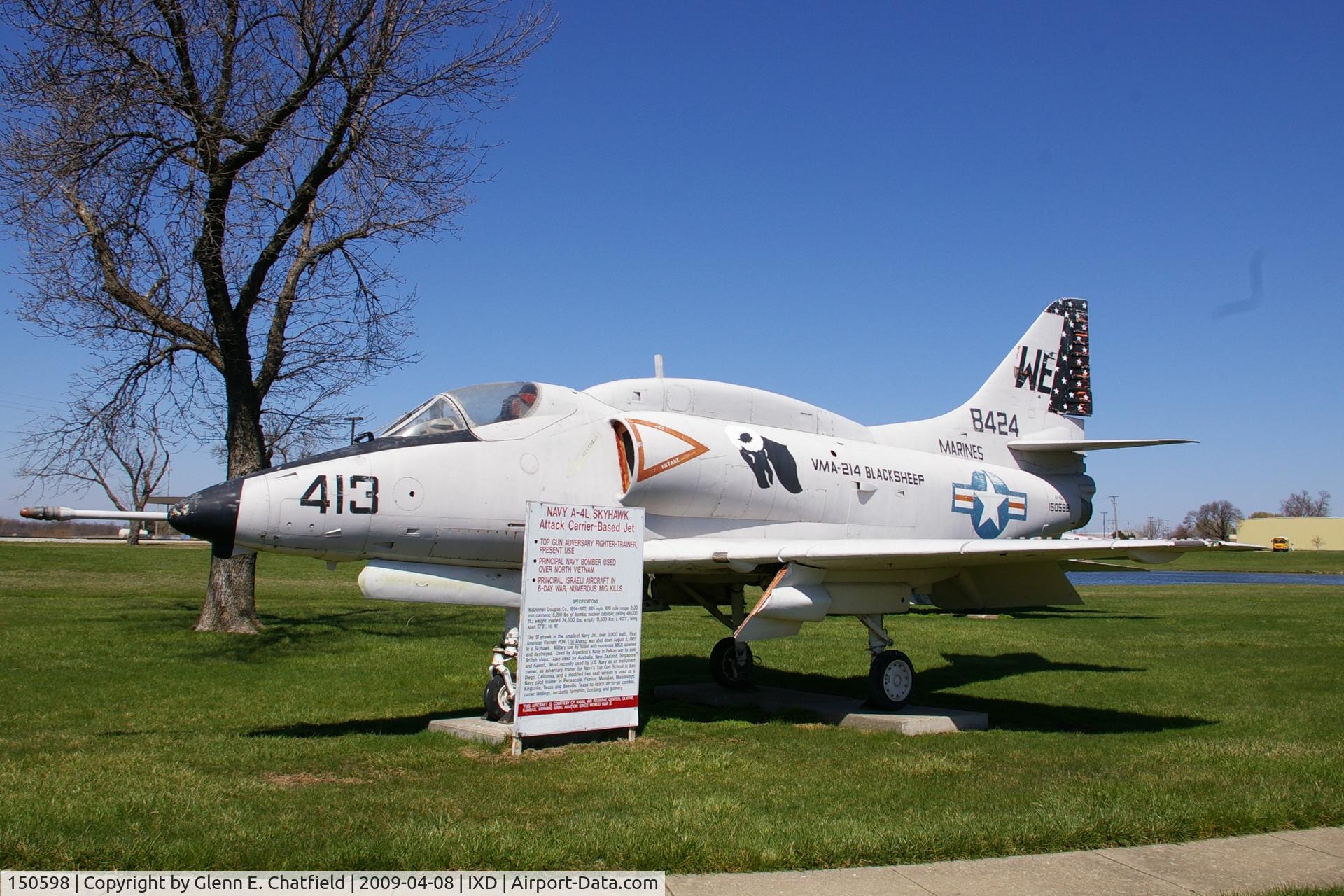 150598, Douglas A-4C Skyhawk C/N 13011, Displayed by the Army National Guard area