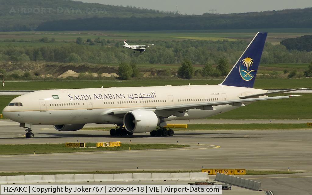 HZ-AKC, 1997 Boeing 777-268/ER C/N 28346, Saudi Arabian Airlines Boeing 777-268(ER)